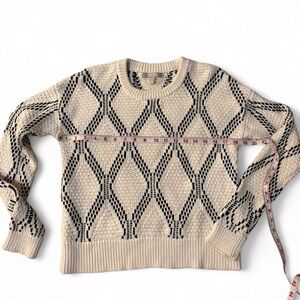 Banana Republic Cream and Black Patterned Sweater